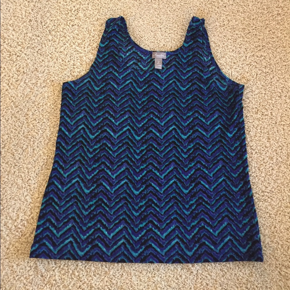 Travelers plus size 2 blue/green Tank ☘️